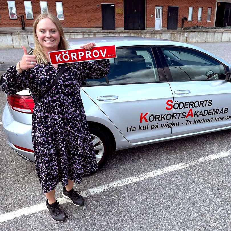 Boka intensivkurs med Söderorts körkortsakademi